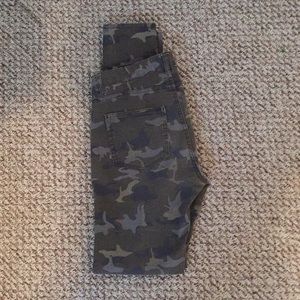 Final Price 🔴 Camo skinny jeans